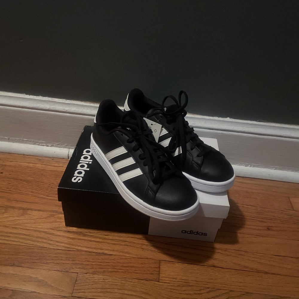Adidas Women’s Grand Court Tennis Shoes